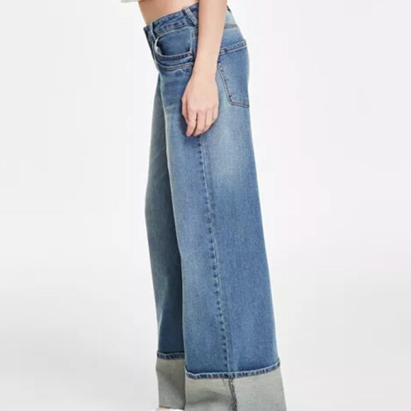 Madden Girl Juniors' High-Rise Slouchy Wide-Leg Cuffed Jeans 9 - Picture 5 of 10